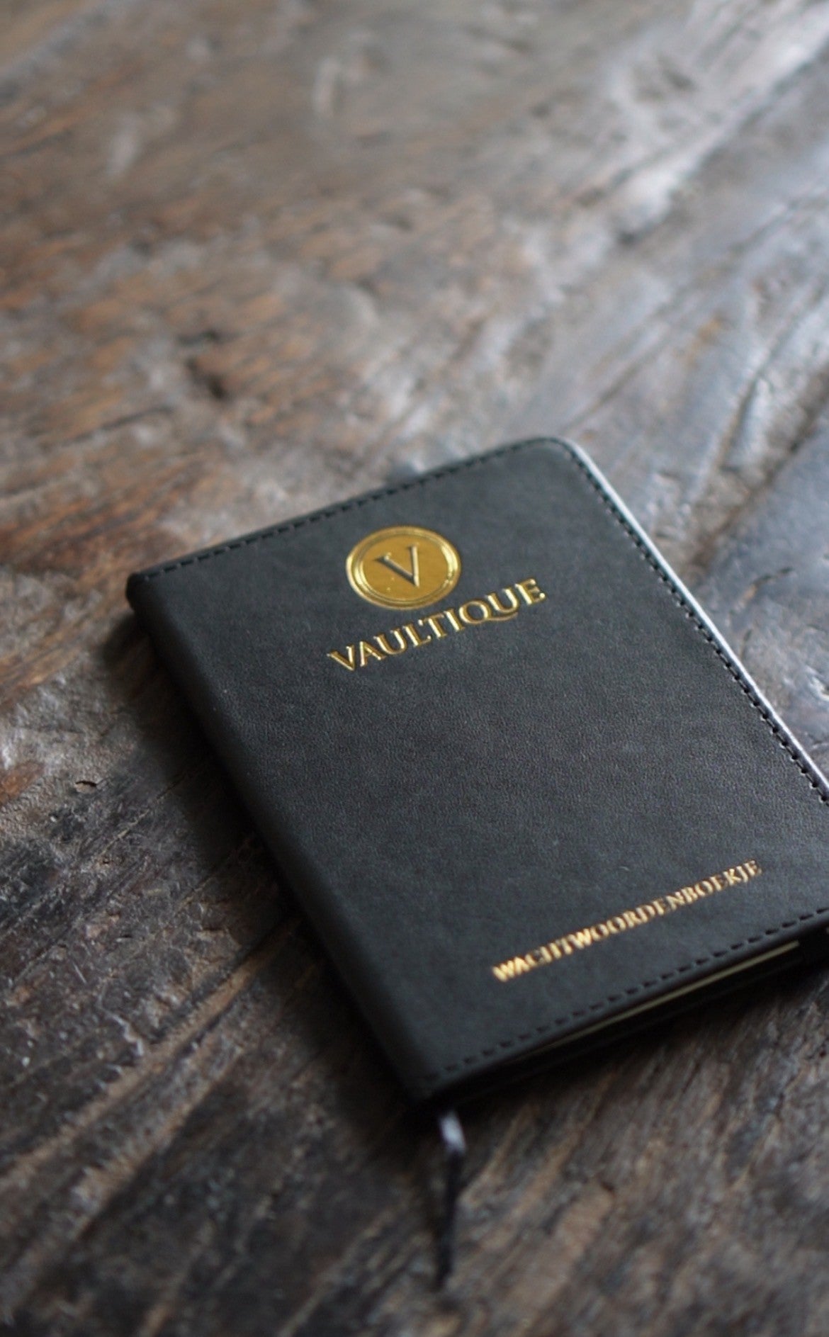 Vaultique Wachtwoordenboekje A6 – Luxe Pocket Formaat – Nooit Meer Wachtwoorden Vergeten